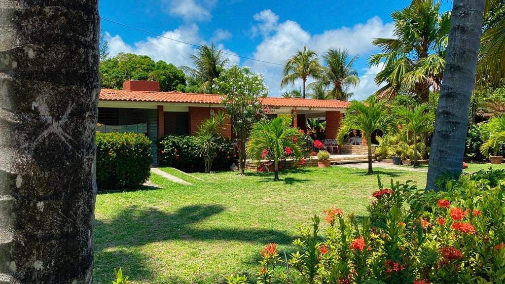 Zahrada ubytování Casa agradável no Pontal de Maria Farinha