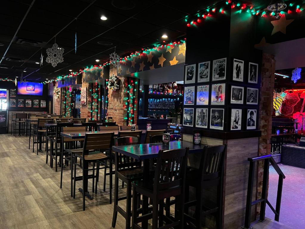 Commercial Hotel - Resim 27