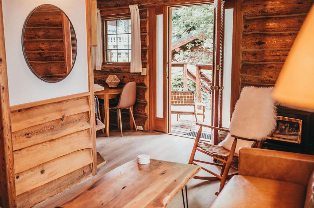 Foto sihtkohas Stevenson asuva majutusasutuse Wilder and Pine Riverside Cabins galeriist