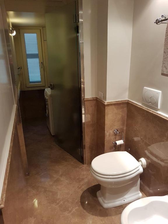 A bathroom at Popolo square deluxe flat