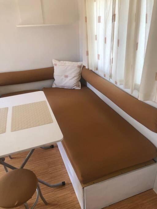 Posteľ alebo postele v izbe v ubytovaní Casita entre Viñedos, Experiencia Rural, Ideal niños.