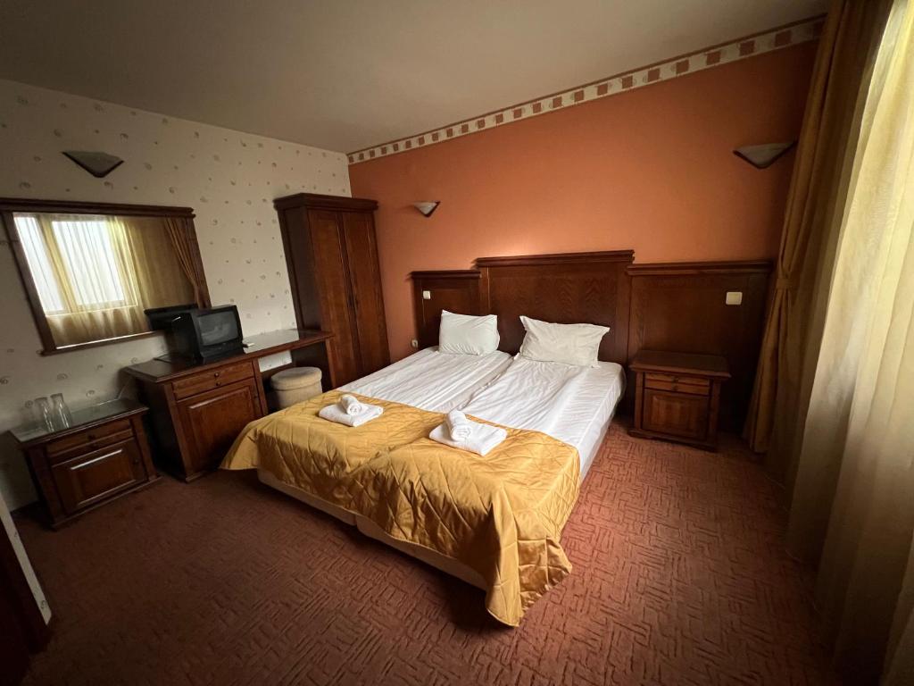 HOTEL BOLYARI - Salle Double Ou Jumelle