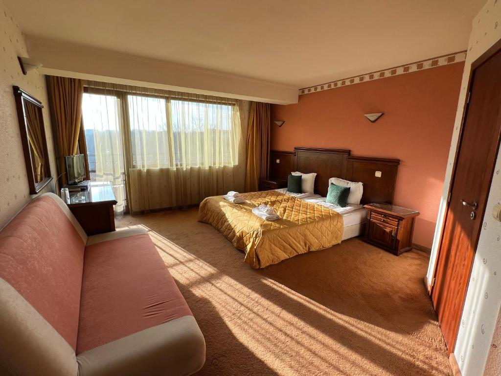 HOTEL BOLYARI - Pièce Triple Avec Vue Sur La Montagne
