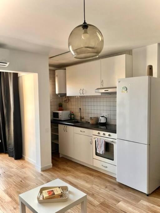 Kuchyň nebo kuchyňský kout v ubytování Acogedor estudio 650 m de playa