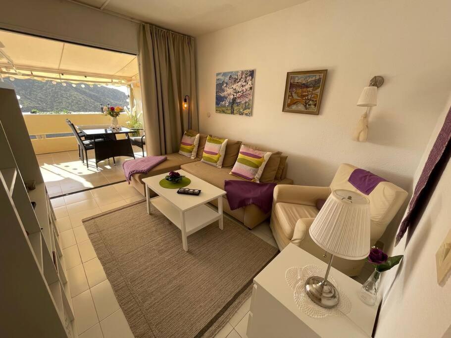 Fotografia z galérie ubytovania Luxurious 2 bedroom apartment with big sunny terrace and a fantastic view v destinácii Puerto Rico de Gran Canaria