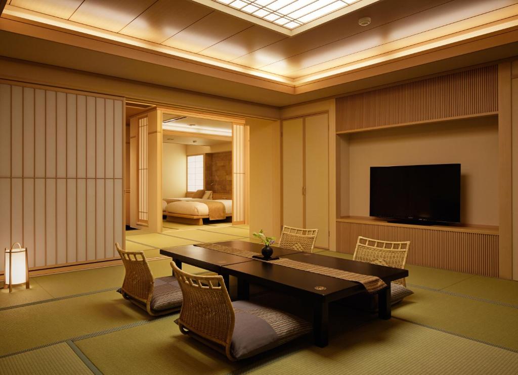 Fujikawaguchiko Onsen Konanso - Suite With Open-Air Bath And Mt.Fuji View