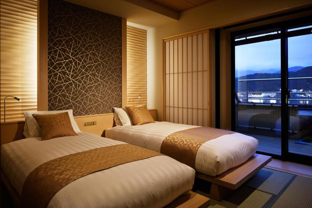 Fujikawaguchiko Onsen Konanso - Suite With Open-Air Bath And Lake View