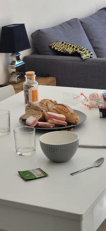 Jedlo v apartmáne alebo blízkom okolí