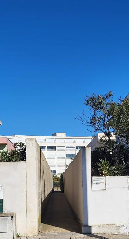 Budova, v ktorej sa apartmán nachádza