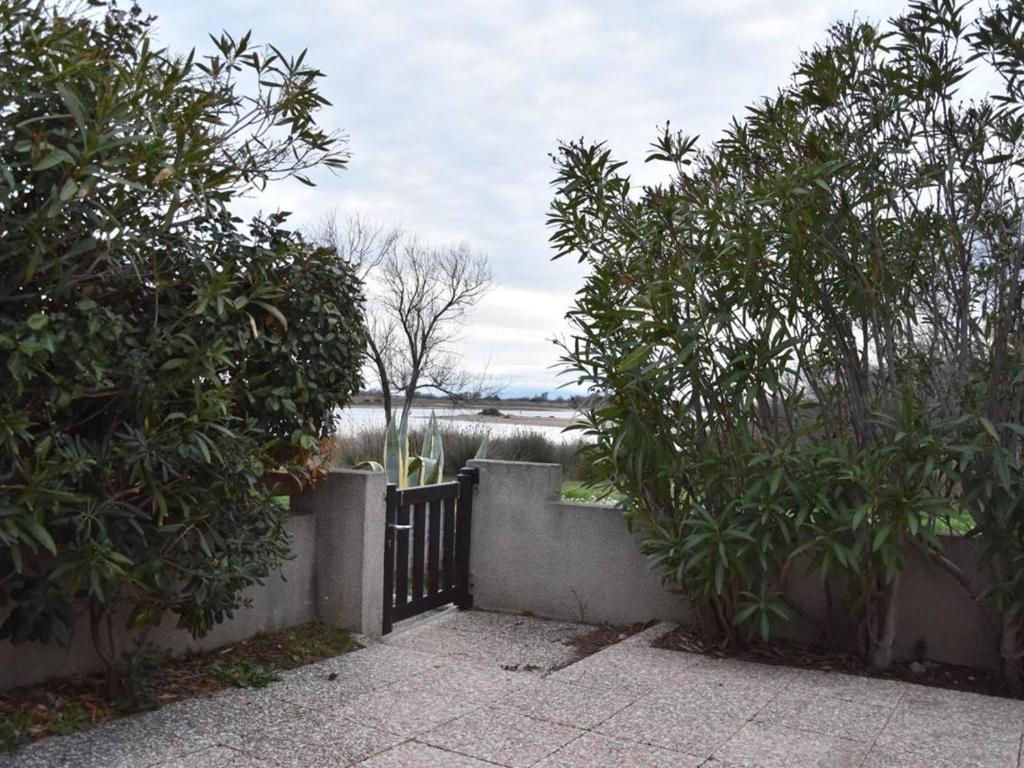 Vonkajšia záhrada v ubytovaní Studio mezzanine à 10 min de la mer, parking privé, animaux admis - FR-1-229-853