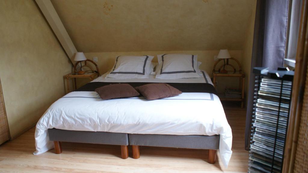 Postel nebo postele na pokoji v ubytování Chambre d'Hotes Le Vogelgarten