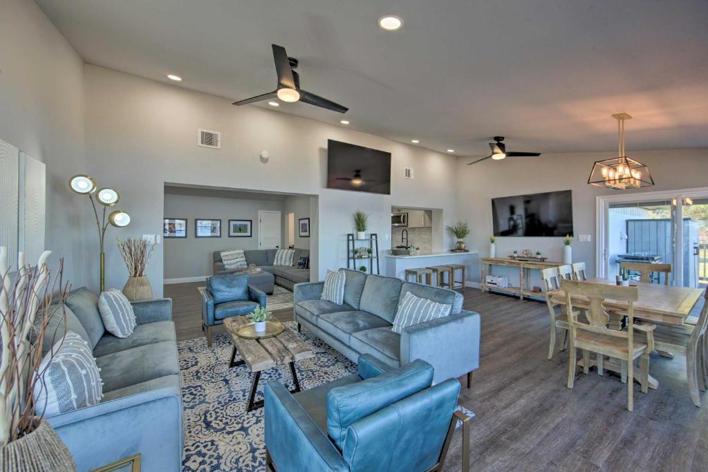 Lakefront Gun Barrel City Home with 5 Acres!, Gun Barrel City (updated