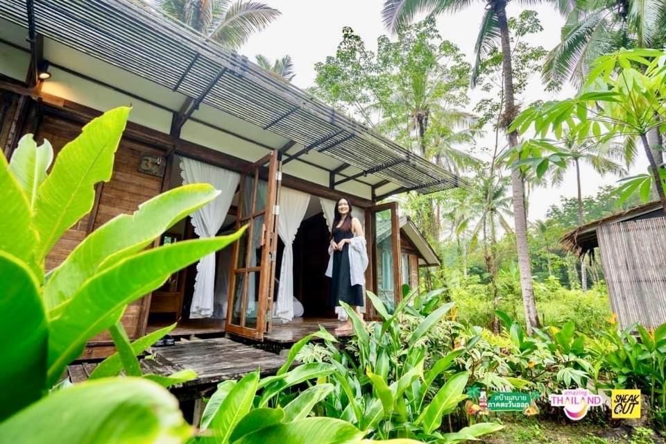 Zahrada ubytování Jungle Koh Kood Resort