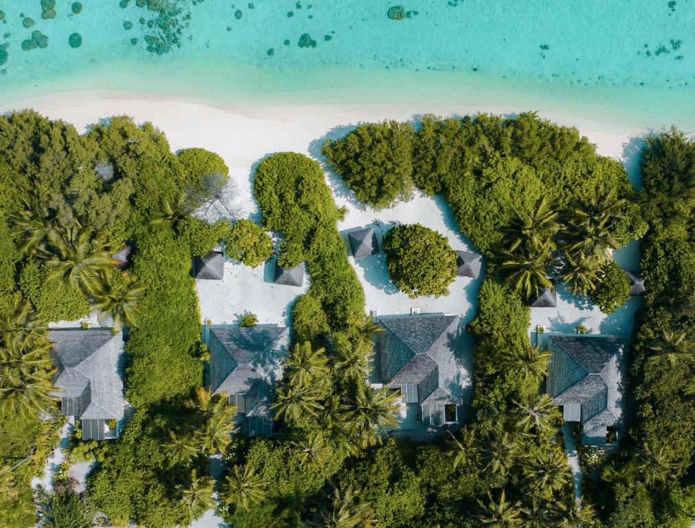 Hideaway Beach Resort & Spa - 2