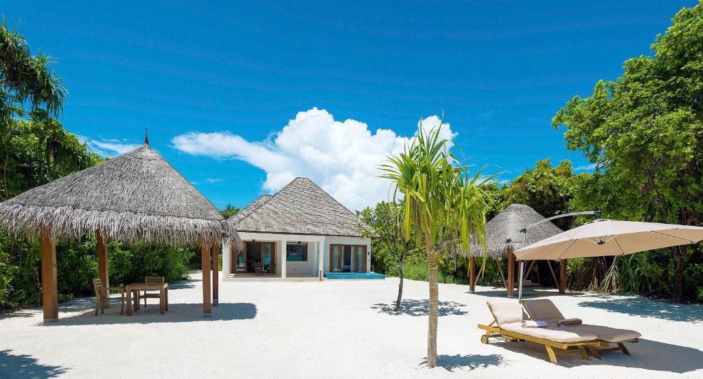 Hideaway Beach Resort & Spa - 18