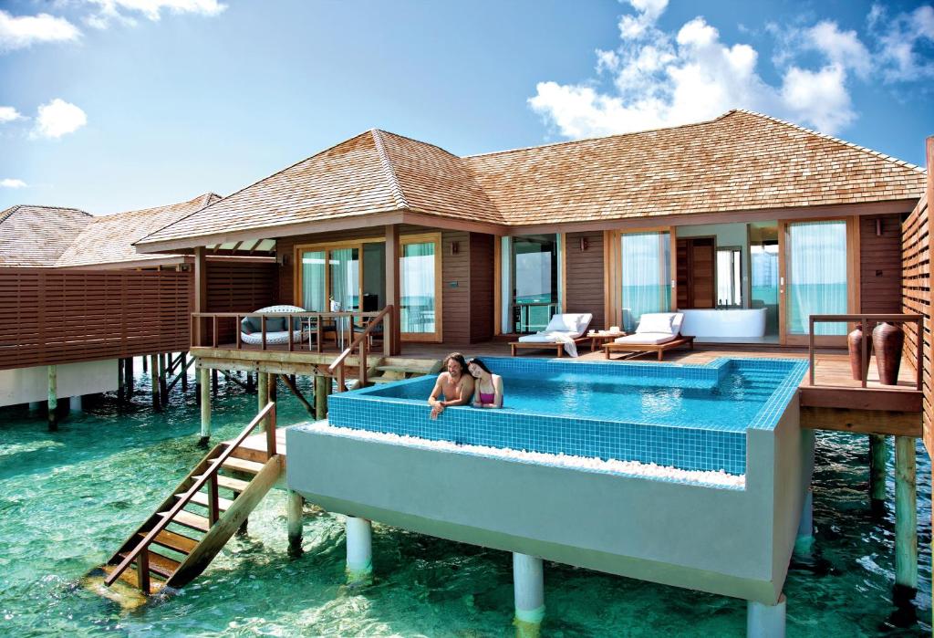 <a href="https://hideawaybeachmaldives.com/">Hideaway Beach Resort & Spa</a>