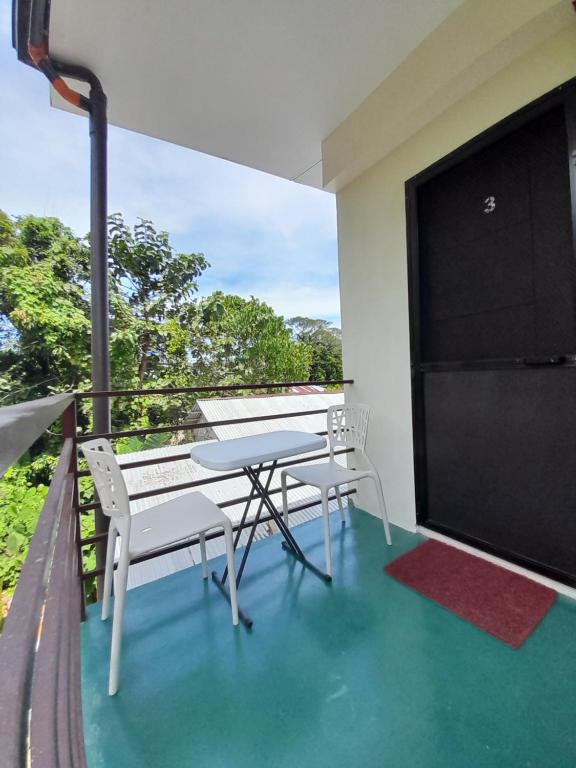 Balkón nebo terasa v ubytování Palawan Residence