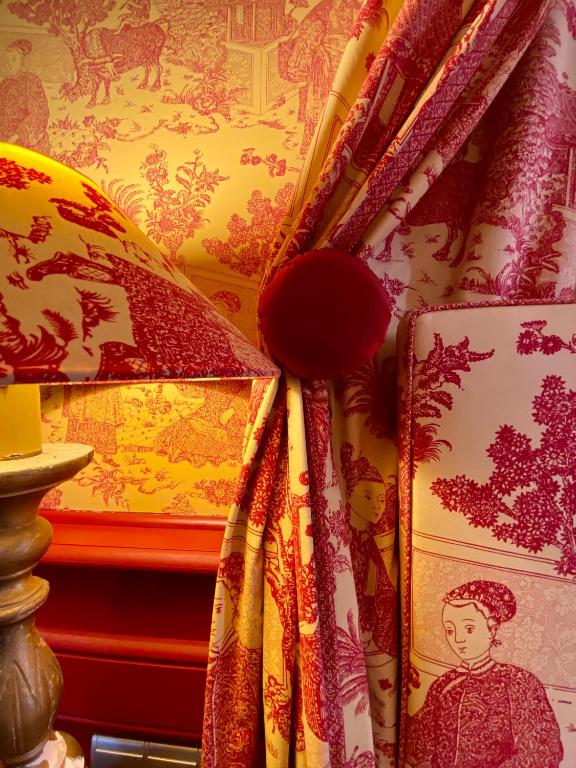 Demeure Saint Louis Historic manor, City 700m, free parking,A C,Clim,WIFI, city view, Garden - 5