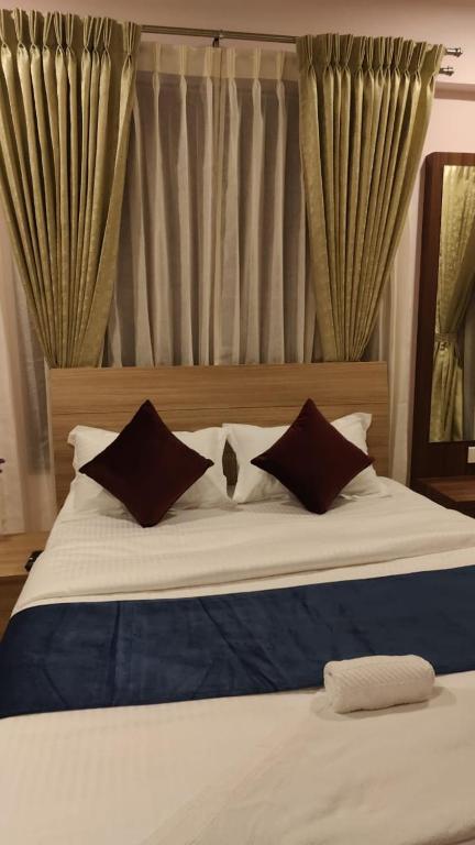 Tara Suites Premium rooms in Central Indiranagar - 