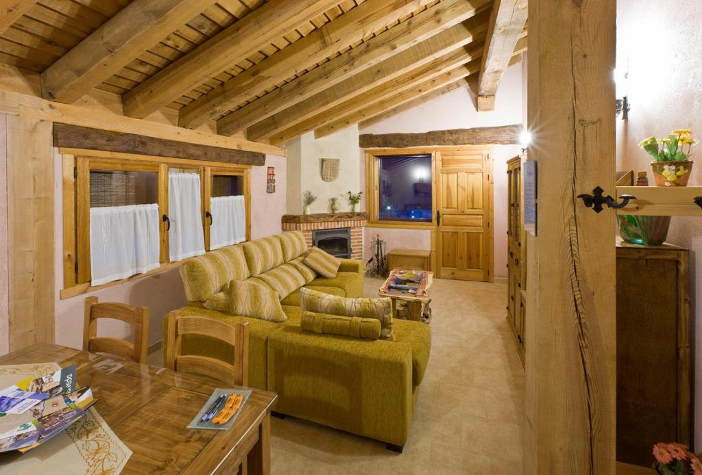 Posedenie v ubytovaní El Busque Casa Rural