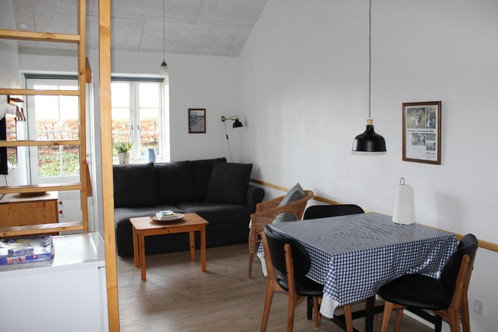 Posezení v ubytování Sulkendrup Mølle