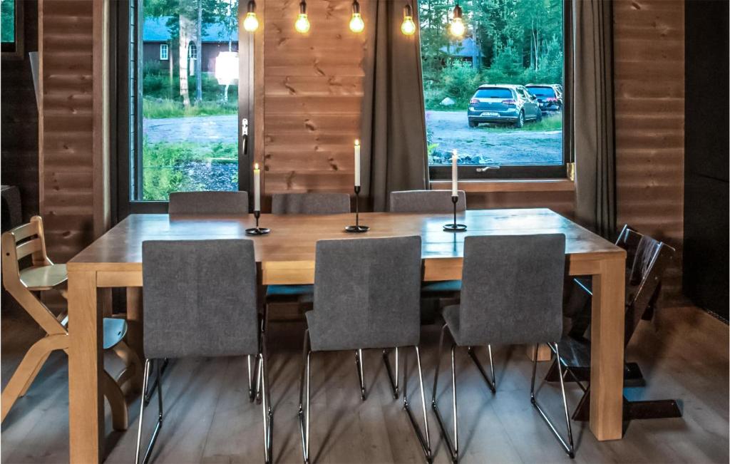 Fotografie z fotogalerie ubytování Beautiful Home In Steinsholt With Sauna v destinaci Svarstad