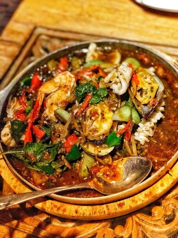 The Tropical Beach Resort