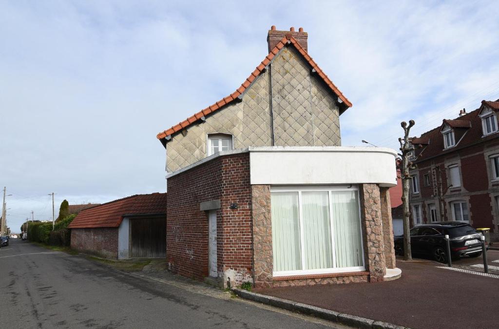 Budova, v ktorej sa apartmán nachádza