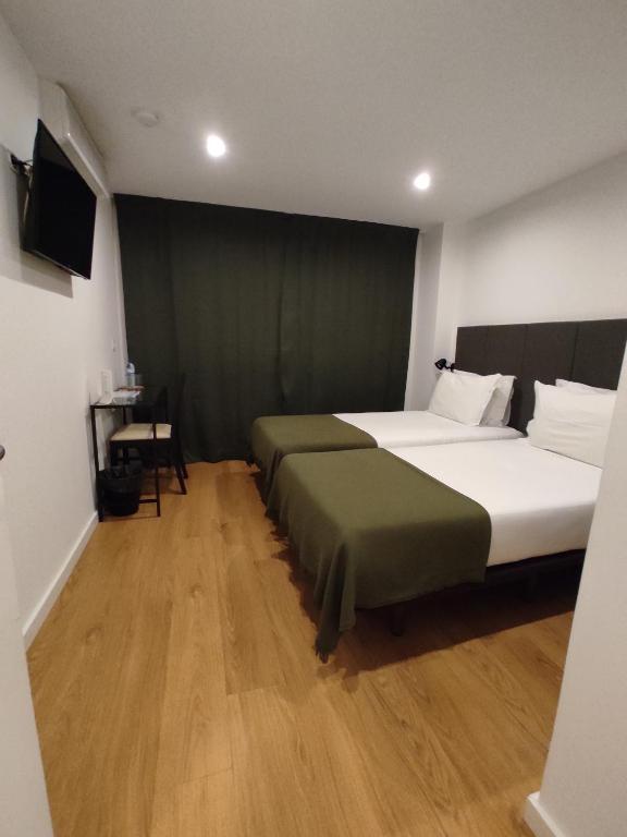 Residencial Douro - Twin Room With Private Bathroom