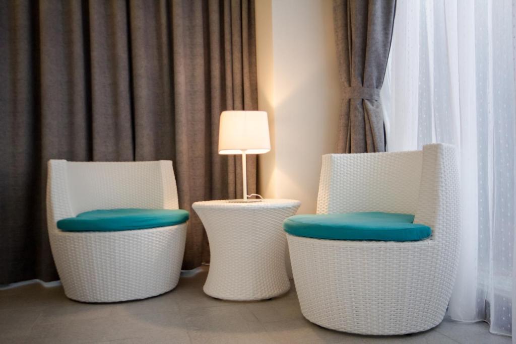 Posezení v ubytování No. 9 Hotel