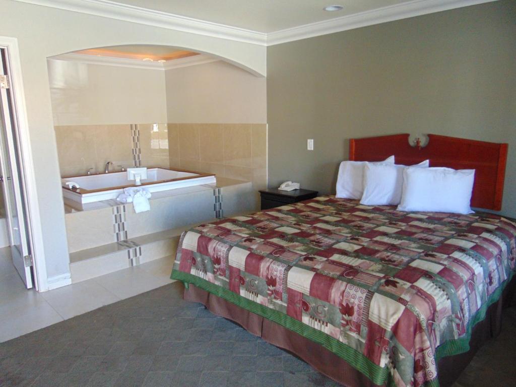 West Coast Inn Santa Ana - Camera King Con Vasca Idromassaggio
