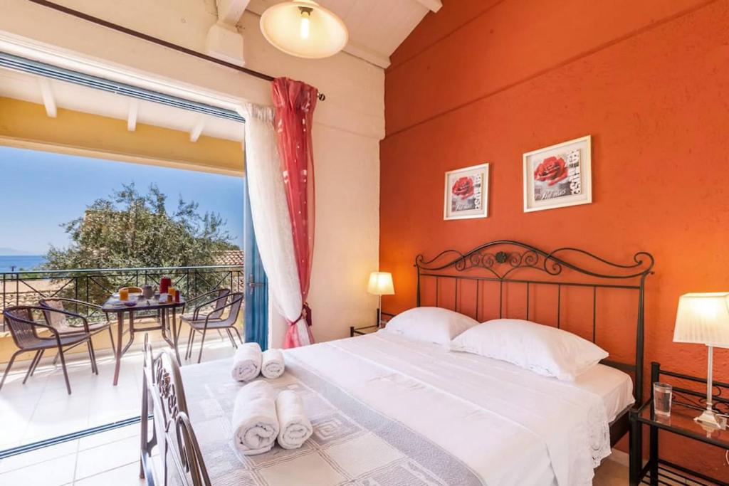 Postel nebo postele na pokoji v ubytování Boundos By The Beach