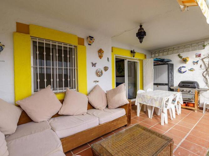 Fotografia z galérie ubytovania Apartment with garden and communal pool v destinácii Mijas