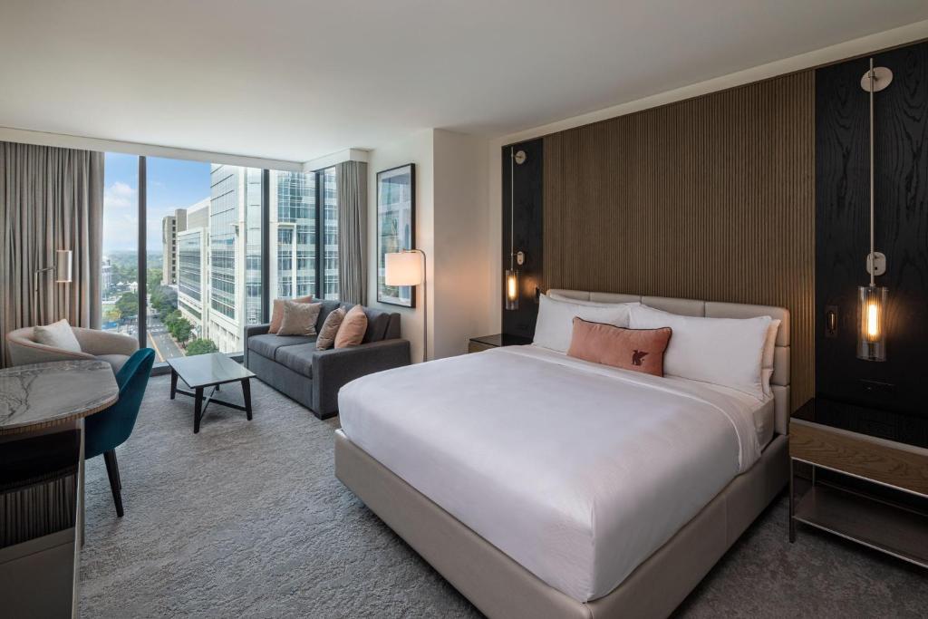 JW Marriott Charlotte - Grande Pièce Roi D'angle