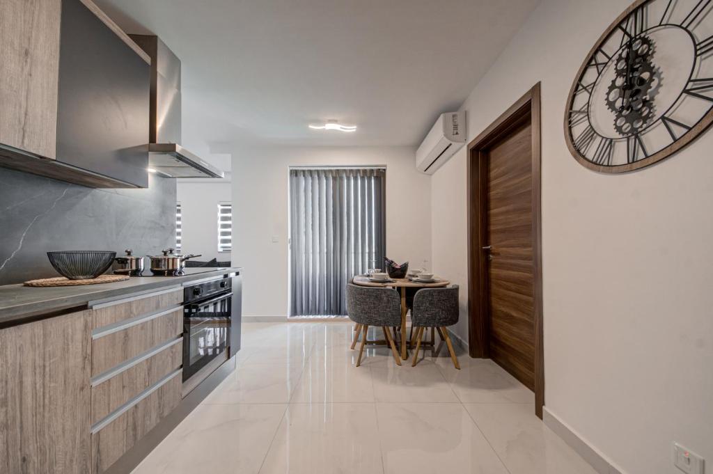 Central Apartments - 14