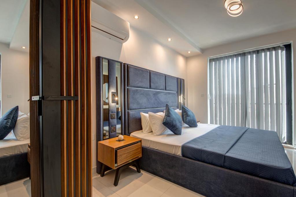 Central Apartments - 1