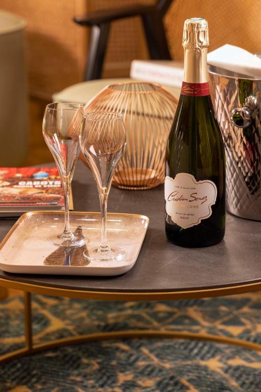 Hôtel Jardin de Cluny - Resim 29