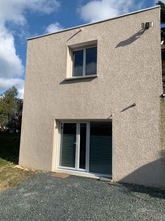 Budova, v ktorej sa apartmán nachádza