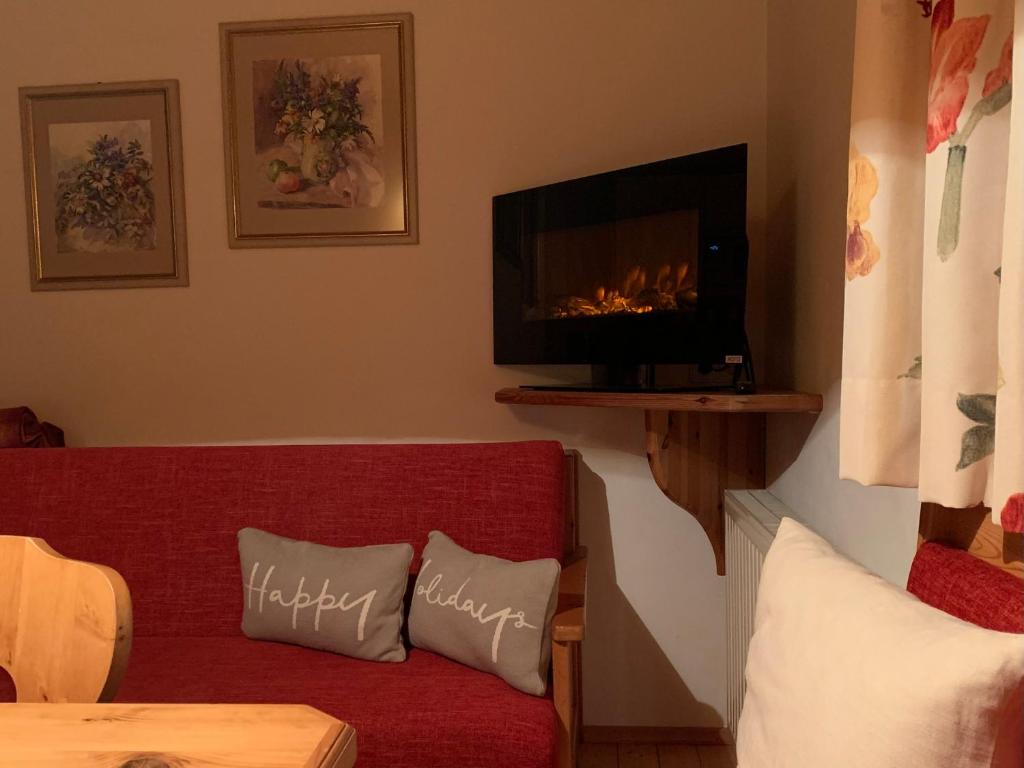 Televízia a/alebo spoločenská miestnosť v ubytovaní Ferienwohnungen Monika Winter