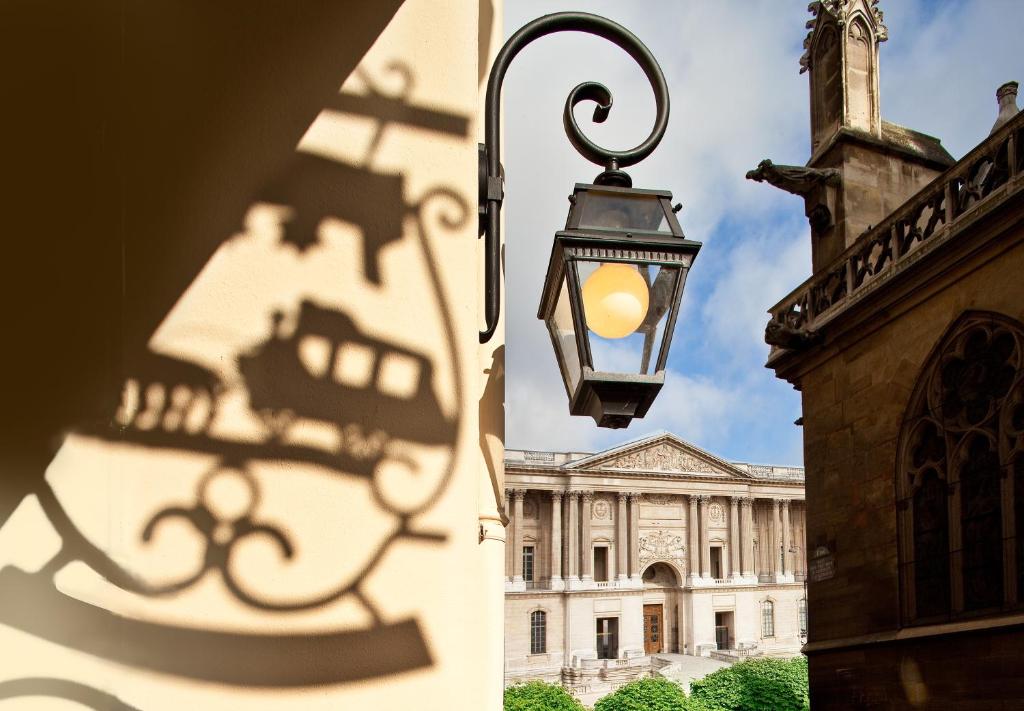 Relais Du Louvre - Resim 15