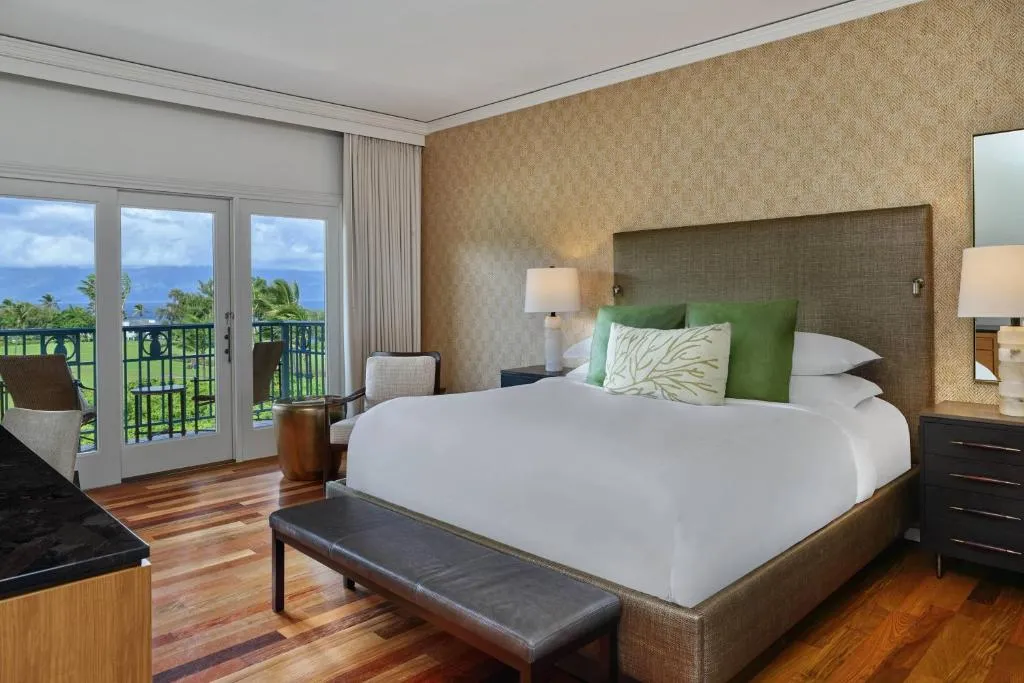 One-Bedroom King Suite with Ocean View
