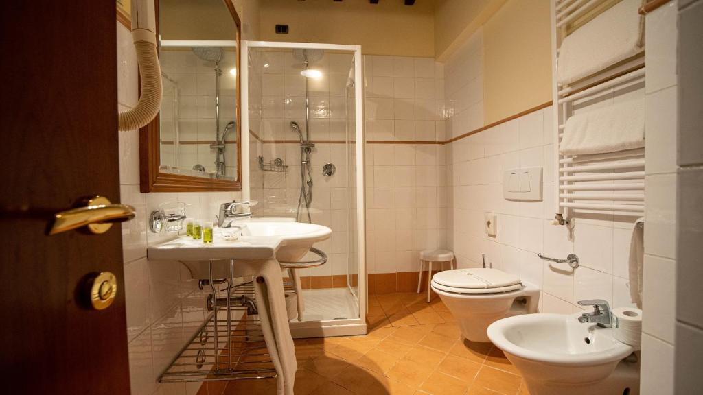 Koupelna v ubytování Relais La Corte di Bettona