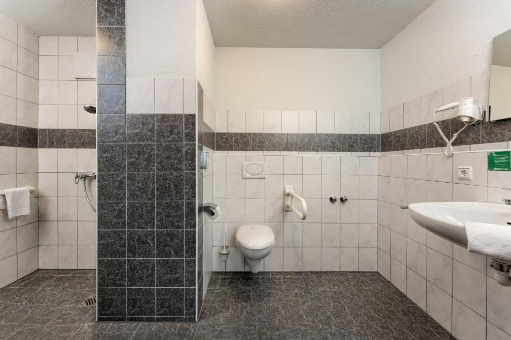 Koupelna v ubytování Hotel Apollon Rust