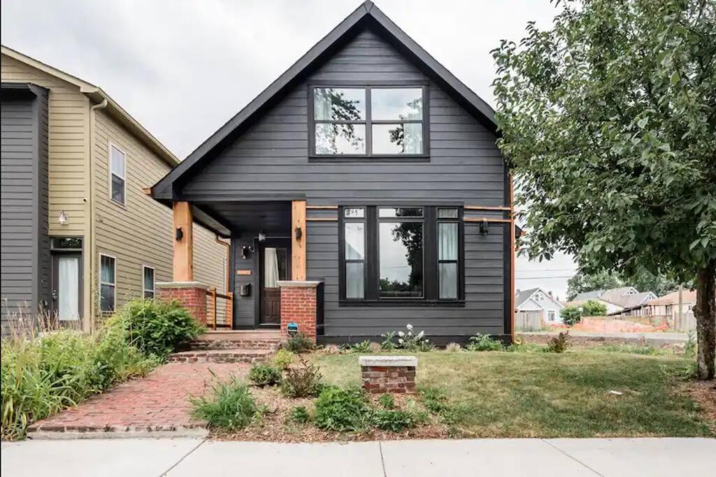 Luxurious 3,000 Square Foot House Downtown, Indianapolis (updated