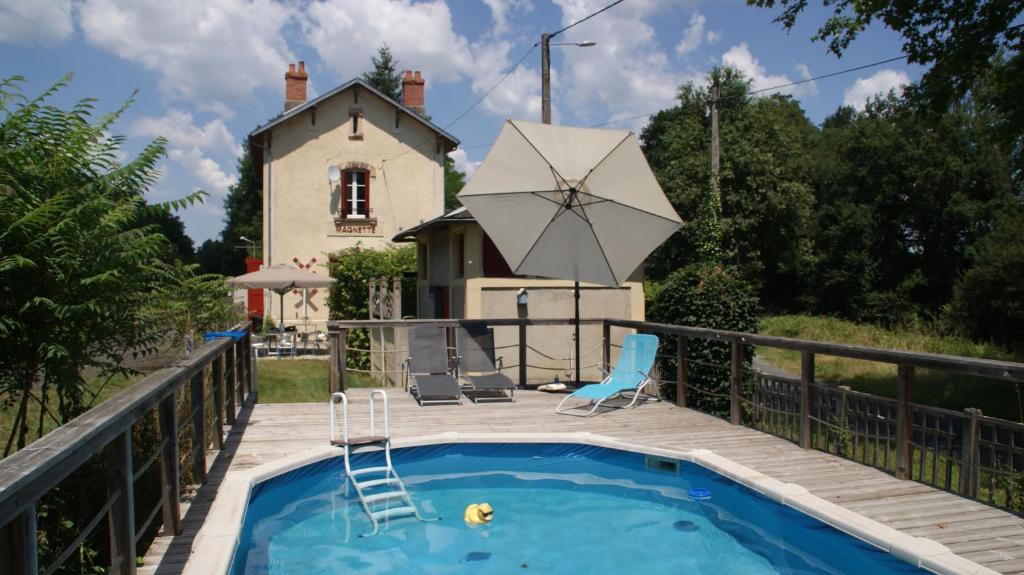 La Gare de Magnette - Housity