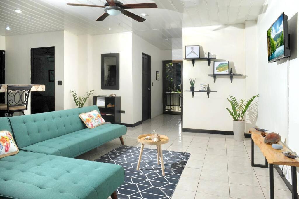 A la Mar Boutique Apartment