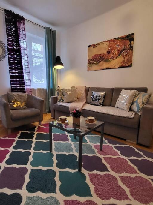 Posedenie v ubytovaní APARTAMENTY-MI PLAC ZAMKOWY