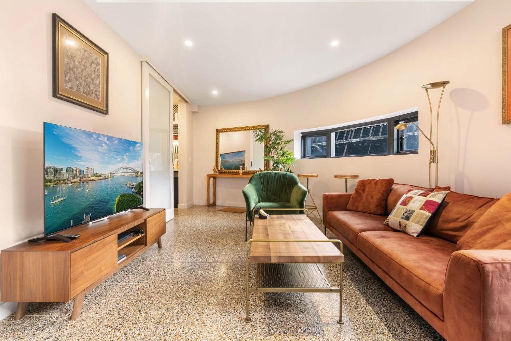Picture of Spacious Elegant Light filled Apartment, Sydney (updated prices 2024)