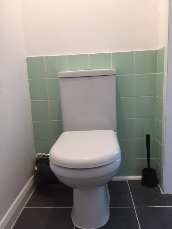 Sheridan House 3 ensuite bedroom 5 beds Long or Short Stay - 度假屋