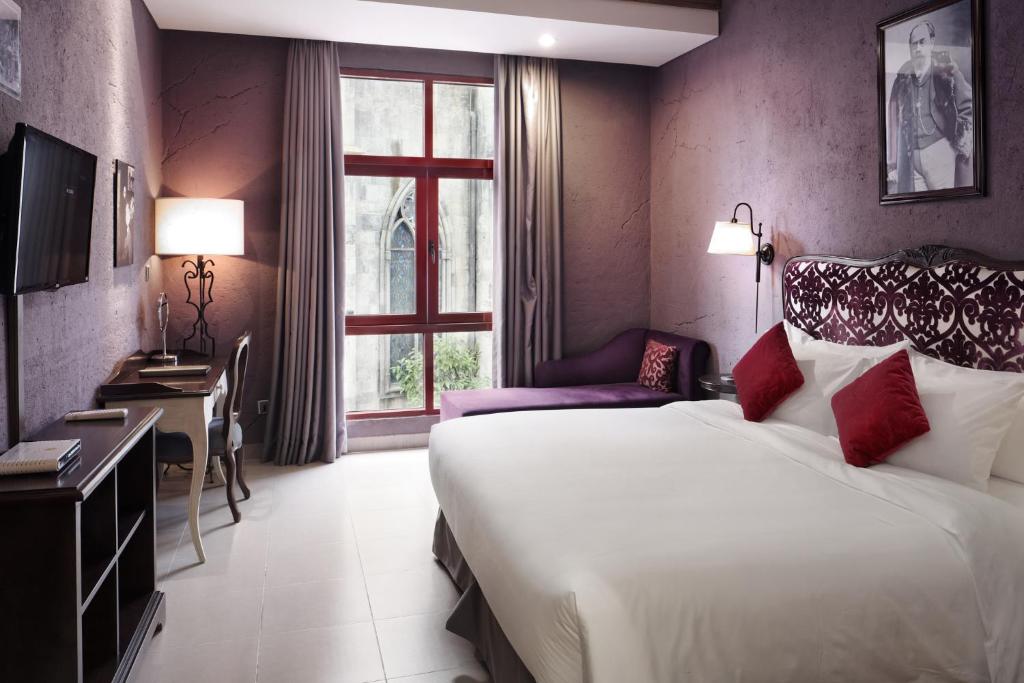 Mercure Danang French Village Bana Hills
